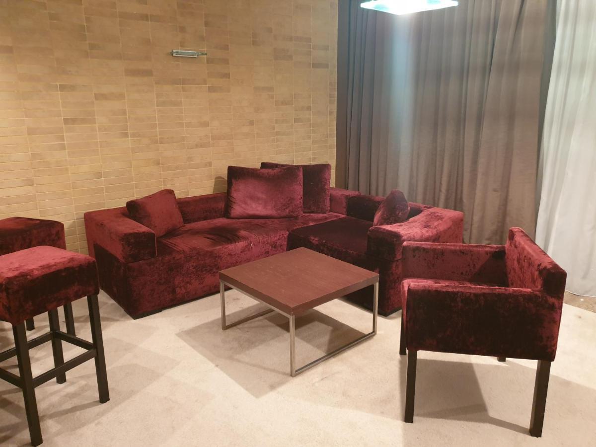 Hotel Presidivm Palace Łowecz Zewnętrze zdjęcie